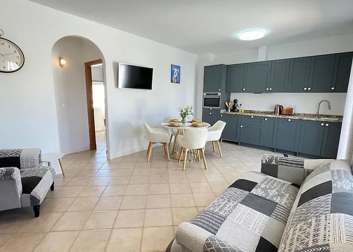Casa Azahar Luxury Two Bedroom Top Floor Apartment